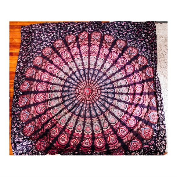 Wall tapestry - Picture 2 of 2